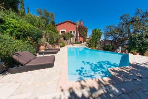 Villa lours in Le Trayas Superieur Villa lours in Le Trayas Superieur