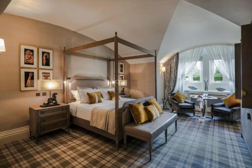 Dromoland Castle in นิวมาร์เก็ต ออน เฟอร์เกิส Dromoland Castle in นิวมาร์เก็ต ออน เฟอร์เกิส