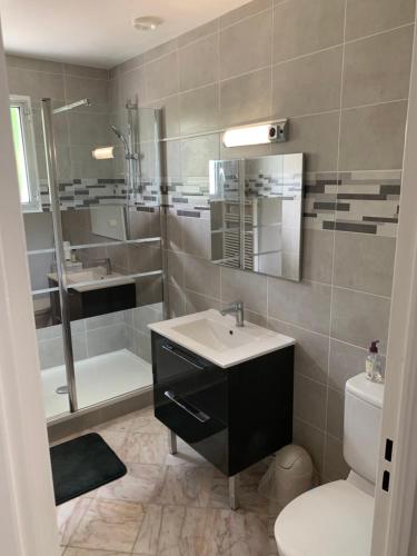 Grand Appartement de 3 pieces in Pierrelaye Grand Appartement de 3 pieces in Pierrelaye