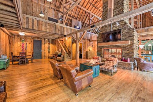 Luxe Barndominium with Home Gym, Theater, and More! in Deerfield (IL) Luxe Barndominium with Home Gym, Theater, and More! in Deerfield (IL)
