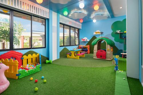 Kid’s club, Springfield Village Golf & Spa Hotel in Cha Am Golf Kid’s club, Springfield Village Golf & Spa Hotel in Cha Am Golf