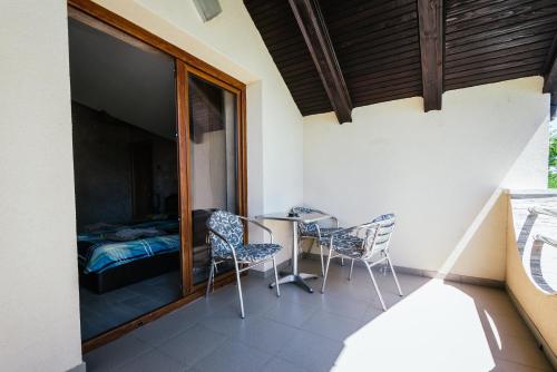 Utvendig, ATOS Srebrno jezero - Villa and Restaurant in Veliko Gradiste Utvendig, ATOS Srebrno jezero - Villa and Restaurant in Veliko Gradiste