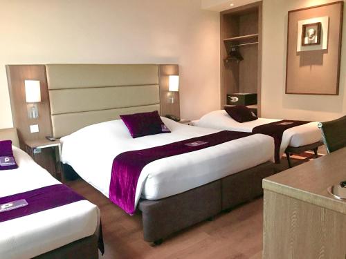 Guestroom, Premier Place Surabaya Airport in Waru Guestroom, Premier Place Surabaya Airport in Waru