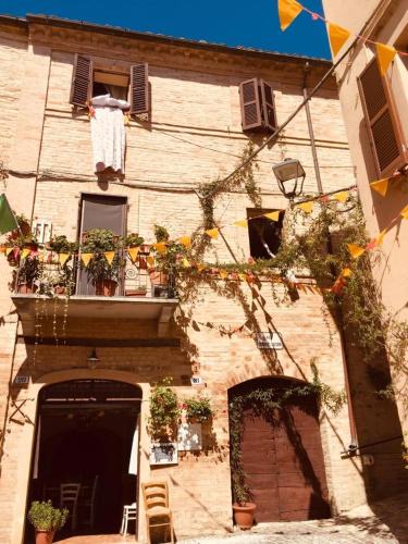 Casannunziata - appartamento con 2 camere no cucina in Montalto delle Marche Casannunziata - appartamento con 2 camere no cucina in Montalto delle Marche