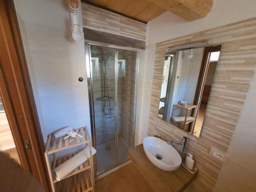 Bathroom, Vacanze in collina, tra mare e monti in Bucchianico Bathroom, Vacanze in collina, tra mare e monti in Bucchianico