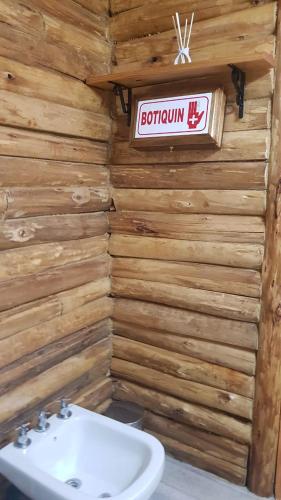 Cabana El Refugio in Otvorena vrata Cabana El Refugio in Otvorena vrata