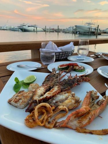 Food and beverages, 2 Bedrooms 3 Bath apt. @ La Marina, Casa De Campo in La Romana Food and beverages, 2 Bedrooms 3 Bath apt. @ La Marina, Casa De Campo in La Romana
