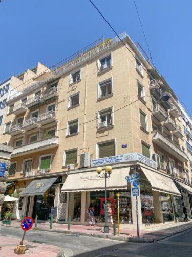 Elite Downtown Central 5th Floor Apartment