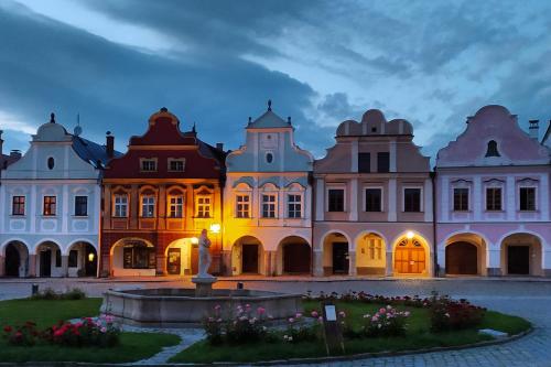 ทัศนียภาพ, Ubytování U Křivánků 1 (Ubytovani U Krivanku 1) in จินดริชูฟ ฮราเดค ทัศนียภาพ, Ubytování U Křivánků 1 (Ubytovani U Krivanku 1) in จินดริชูฟ ฮราเดค