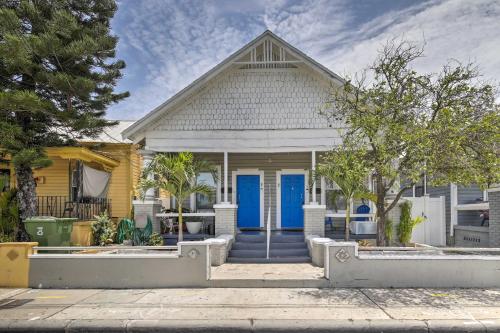 Updated Ybor City House with Fenced Yard near Ybor Városi Updated Ybor City House with Fenced Yard near Ybor Városi