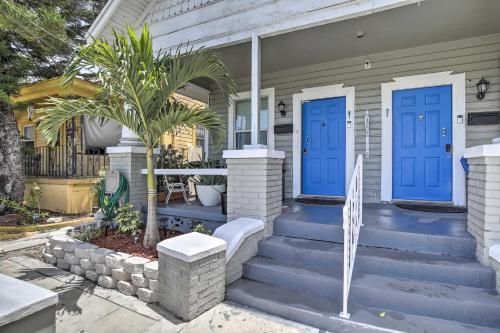 Updated Ybor City House with Fenced Yard near Ybor Városi Updated Ybor City House with Fenced Yard near Ybor Városi