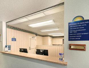 Days Inn & Suites by Wyndham Green Bay WI. in Green Bay (WI) Days Inn & Suites by Wyndham Green Bay WI. in Green Bay (WI)