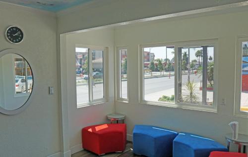 Sea Breeze Inn - LAX Airport, Los Angeles in Los Angeles (CA) Sea Breeze Inn - LAX Airport, Los Angeles in Los Angeles (CA)