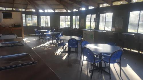 廚房, Big4摩拉雅頭東方海豚海灘假日公園酒店 (Big4 Moruya Heads Easts Dolphin Beach Holiday Park) in 莫魯亞 廚房, Big4摩拉雅頭東方海豚海灘假日公園酒店 (Big4 Moruya Heads Easts Dolphin Beach Holiday Park) in 莫魯亞