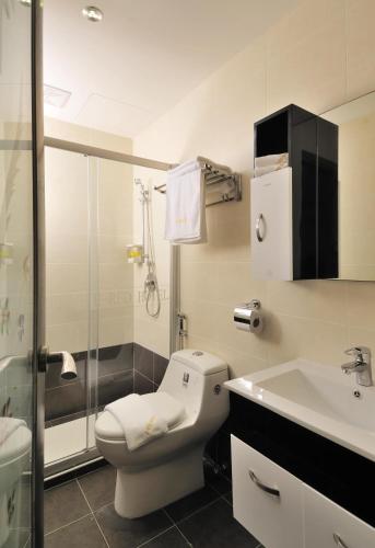 Bathroom, E Red Hotel Sunway in Seberang Jaya Bathroom, E Red Hotel Sunway in Seberang Jaya