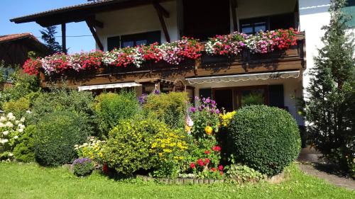 Jardín, Gastehaus Bock in Roßhaupten in Rosshaupten Jardín, Gastehaus Bock in Roßhaupten in Rosshaupten