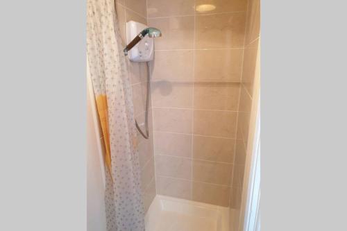 private-ensuite-room Limerick city stay in Shannon private-ensuite-room Limerick city stay in Shannon