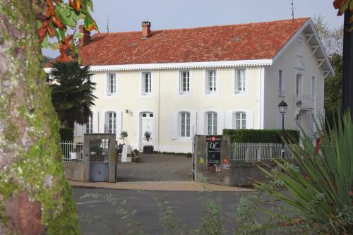 المنظر الخارجي, Maison d'Hotes Lassaubatju in Villeneuve-de-Marsan المنظر الخارجي, Maison d'Hotes Lassaubatju in Villeneuve-de-Marsan