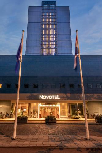 Entrance, Novotel Den Haag World Forum in Scheveningen Entrance, Novotel Den Haag World Forum in Scheveningen