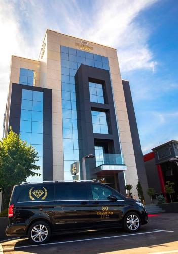 Bejárat, Hotel Diamond Prishtina in Laplje Selo Bejárat, Hotel Diamond Prishtina in Laplje Selo