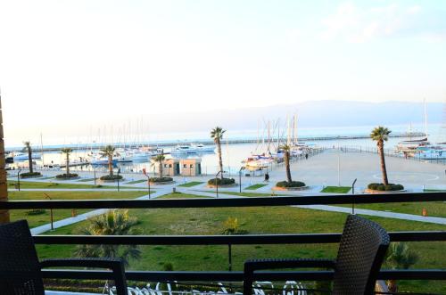 Balcony/terrace, Burhaniye Marina Boutique Hotel in Burhaniye Balcony/terrace, Burhaniye Marina Boutique Hotel in Burhaniye