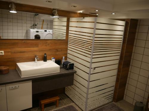 Bathroom, Haus Alexandra in Schwarzenbach an der Saale Bathroom, Haus Alexandra in Schwarzenbach an der Saale