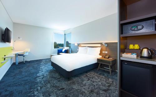 Holiday Inn Express Sydney Macquarie Park By IHG in Ryde Holiday Inn Express Sydney Macquarie Park By IHG in Ryde