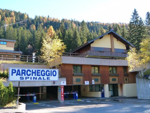 Entrance, Monolocale Alberti - Prato del Sogno in Madonna di Campiglio Entrance, Monolocale Alberti - Prato del Sogno in Madonna di Campiglio