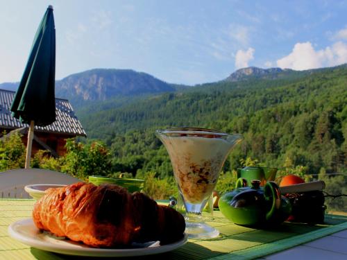 Eten en drinken, B&B La Borella Casa Conti in Vallouise Eten en drinken, B&B La Borella Casa Conti in Vallouise