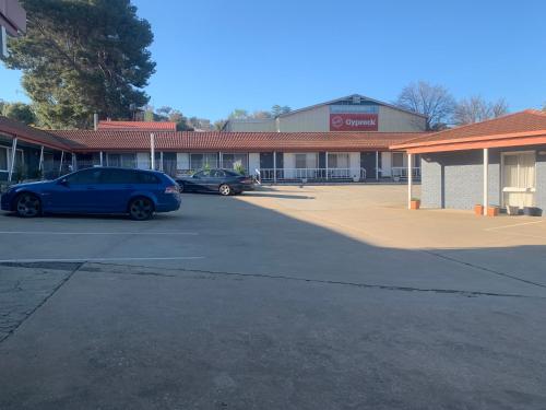 Exterior view, Countryman Motor Inn Cowra in Cowra Exterior view, Countryman Motor Inn Cowra in Cowra
