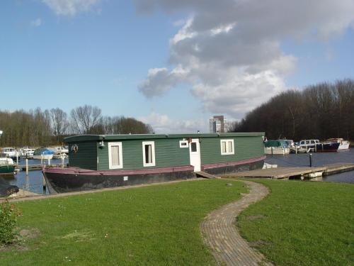 This photo about Bedenontbijtalmere Haddock shared on HyHotel.com