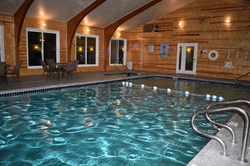 Piscina, Lighthouse View Motel in Mackinaw City Center Piscina, Lighthouse View Motel in Mackinaw City Center