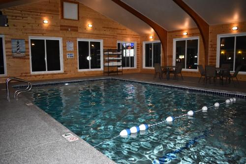 Piscina, Lighthouse View Motel in Mackinaw City Center Piscina, Lighthouse View Motel in Mackinaw City Center