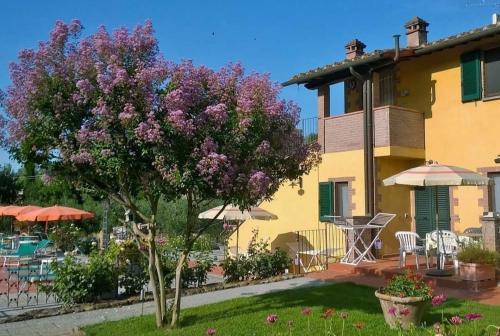 Kert, Casa Elisa in Alberi Kert, Casa Elisa in Alberi