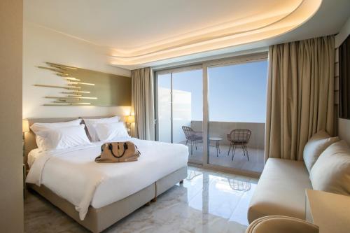 Green Suites Hotel in Athens International Airport Green Suites Hotel in Athens International Airport