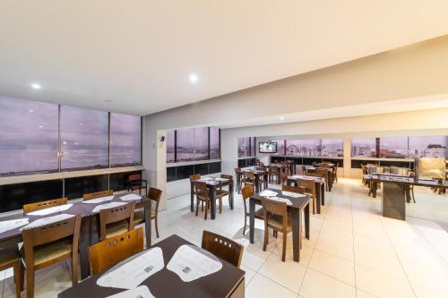 Restaurant, Rede Andrade Cecomtur in Florianopolis Restaurant, Rede Andrade Cecomtur in Florianopolis