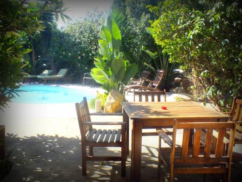 Κήπος, A Whale of a View Bed & Breakfast in Πλἐτενμπεργκ Μπέυ Κήπος, A Whale of a View Bed & Breakfast in Πλἐτενμπεργκ Μπέυ