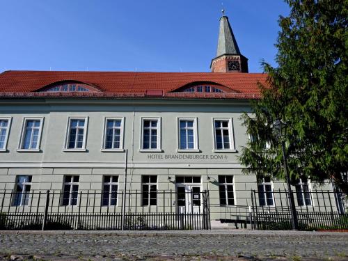 Unterkunft von außen, Hotel Brandenburger Dom in Brandenburg an der Havel Unterkunft von außen, Hotel Brandenburger Dom in Brandenburg an der Havel