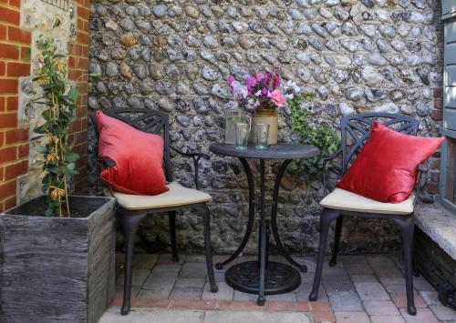 Providence Cottage a Sussex boutique retreat for two in Angmering Providence Cottage a Sussex boutique retreat for two in Angmering