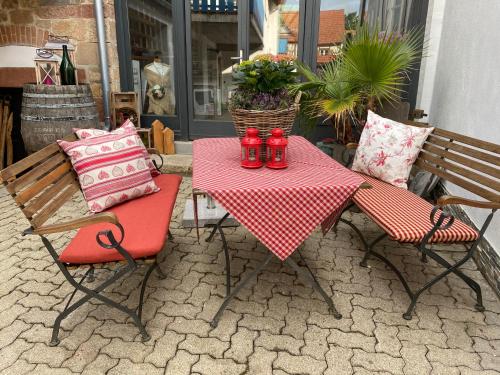 Balcony/terrace, Gastehaus Sellemols Ferienwohnung Korbmacher in Göcklingen Balcony/terrace, Gastehaus Sellemols Ferienwohnung Korbmacher in Göcklingen