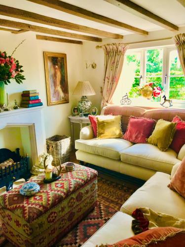Lodge Cottage in Whitchurch Lodge Cottage in Whitchurch