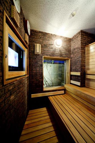 Bilik Mandi, Tsuruga Manten Hotel Ekimae in Tsuruga Bilik Mandi, Tsuruga Manten Hotel Ekimae in Tsuruga