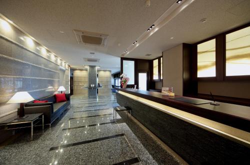Lobi, Tsuruga Manten Hotel Ekimae in Tsuruga Lobi, Tsuruga Manten Hotel Ekimae in Tsuruga