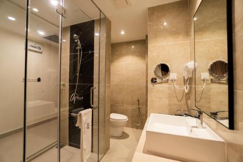 ห้องน้ำ, D&F บูทิก โฮเต็ล เซเรมบัน 2 (D&F Boutique Hotel Seremban 2) in เซเรมบัน ห้องน้ำ, D&F บูทิก โฮเต็ล เซเรมบัน 2 (D&F Boutique Hotel Seremban 2) in เซเรมบัน