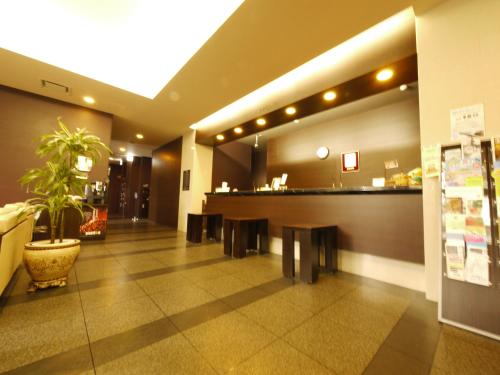 大廳, 露櫻酒店澀川店 (Hotel Route Inn Shibukawa) in 澀川 大廳, 露櫻酒店澀川店 (Hotel Route Inn Shibukawa) in 澀川