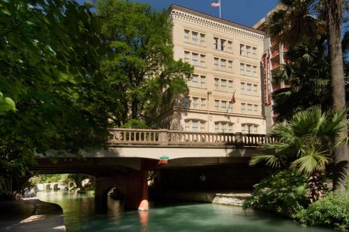 Hotel Drury Inn & Suites San Antonio Riverwalk