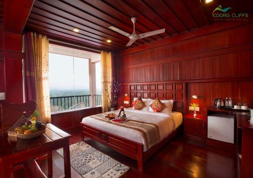 คูร์ก คลิฟ รีสอร์ต (Coorg Cliffs Resort) in ปอลลีเบตตา คูร์ก คลิฟ รีสอร์ต (Coorg Cliffs Resort) in ปอลลีเบตตา