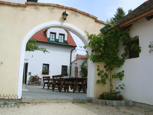 A szálláshely kívülről, Hanfthal-Hof in Laa an der Thaya A szálláshely kívülről, Hanfthal-Hof in Laa an der Thaya