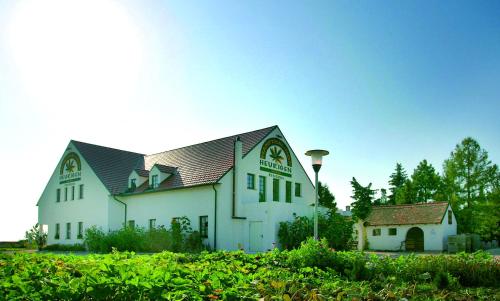 A szálláshely kívülről, Hanfthal-Hof in Laa an der Thaya A szálláshely kívülről, Hanfthal-Hof in Laa an der Thaya