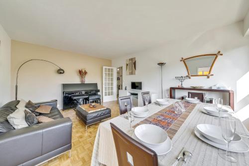 Chic apart Versailles Castle in Le Chesnay Chic apart Versailles Castle in Le Chesnay